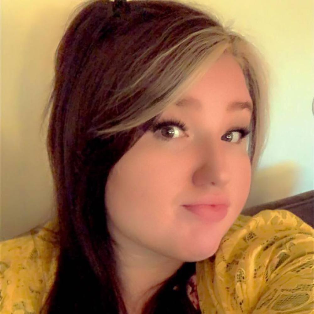 Meet your Posher, Amanda
